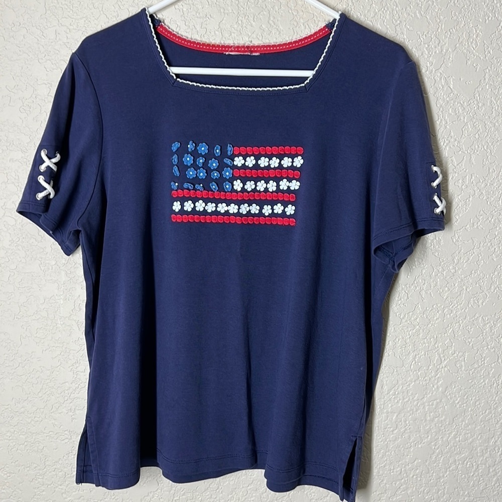 Alfred Dunner Vintage Americana Short Sleeve US Flag Top. Sz XL. EUC. Navy